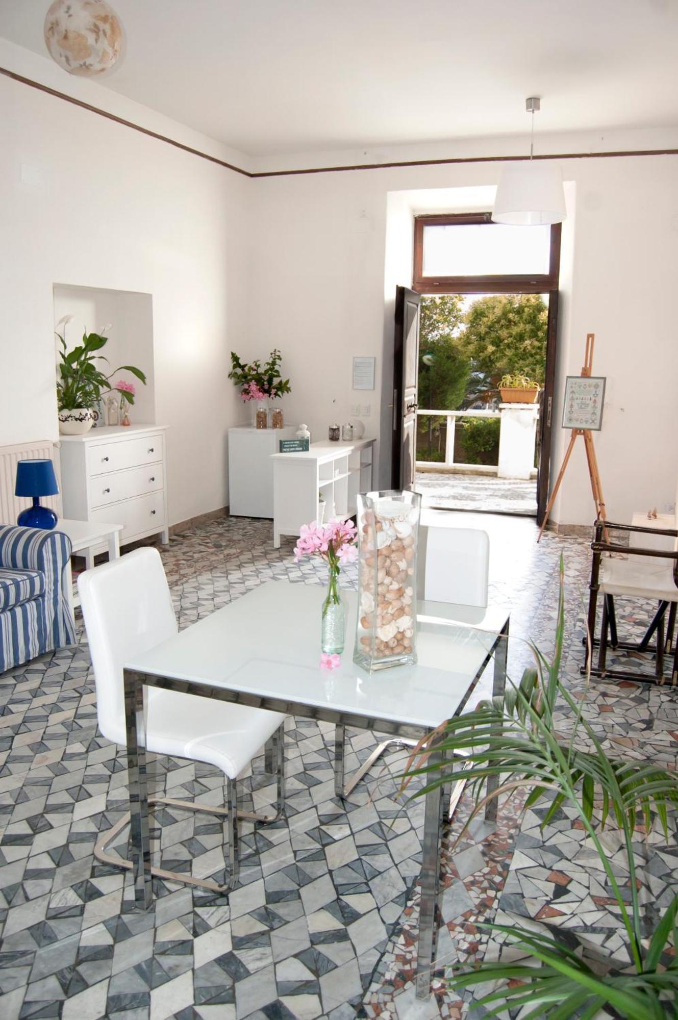 Maison De Revel Civitavecchia